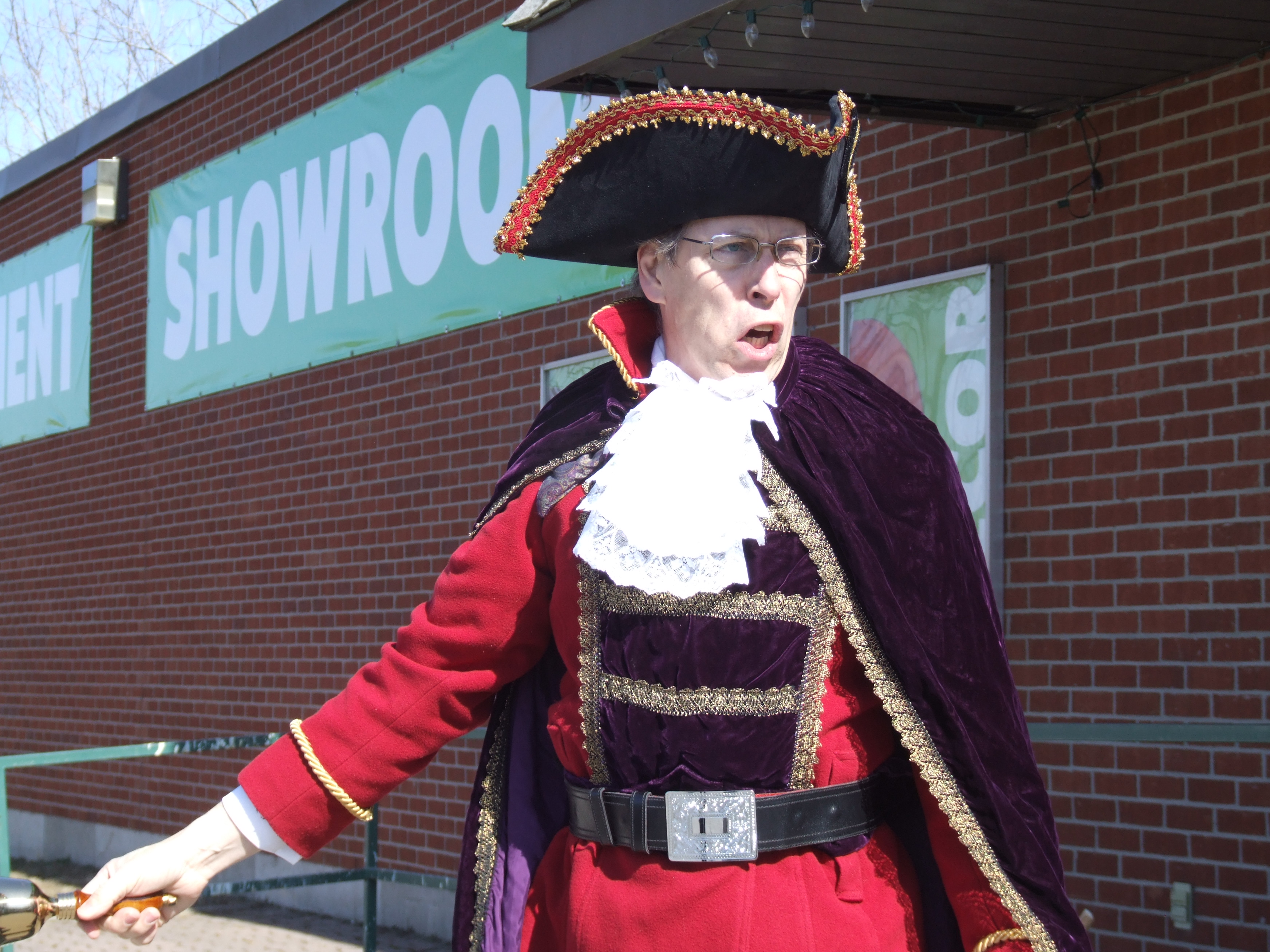 Town Crier - CHIC&agrave;BOOM Opening
